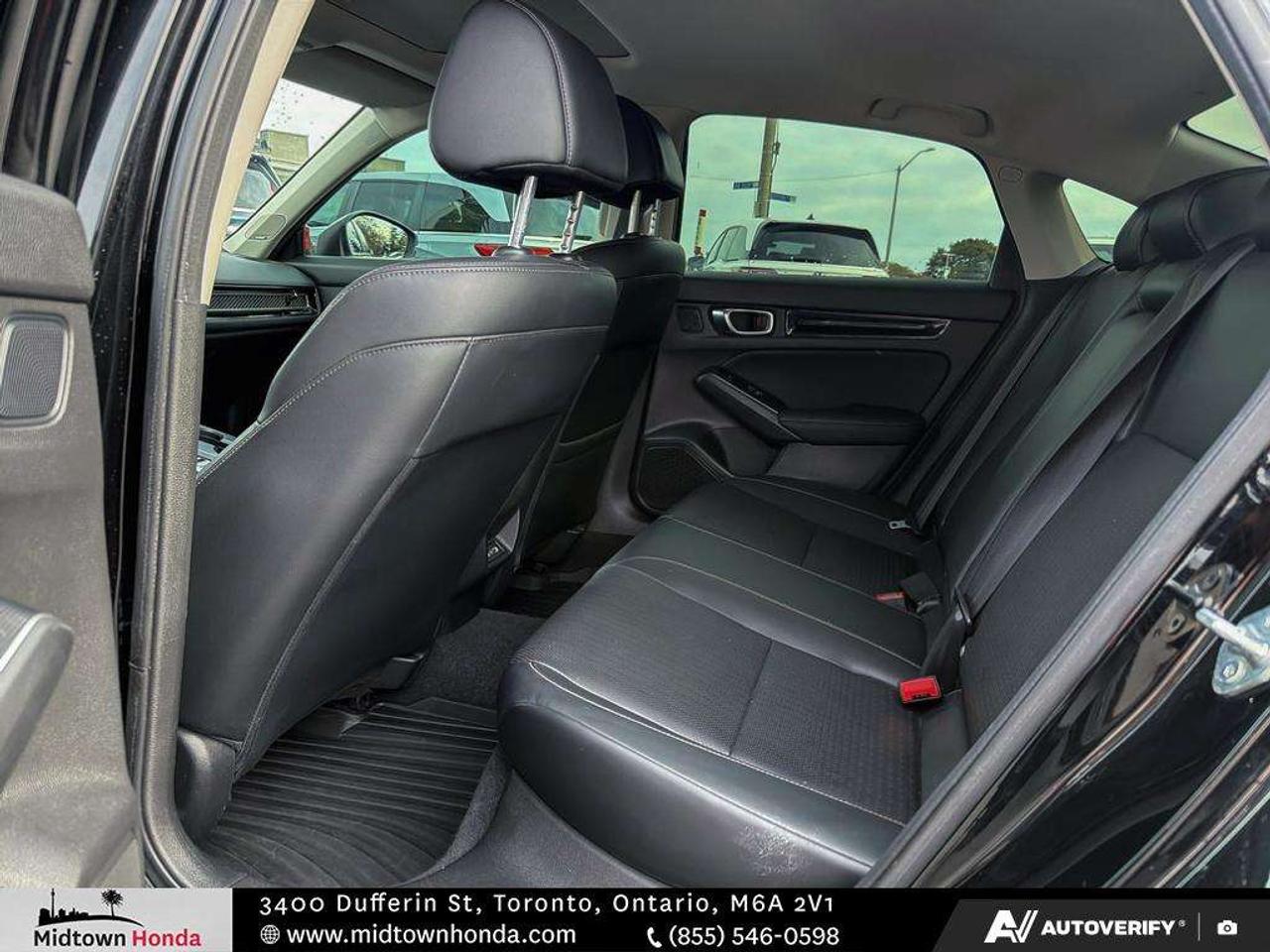 2022 Honda Civic Touring CVT Sedan Photo