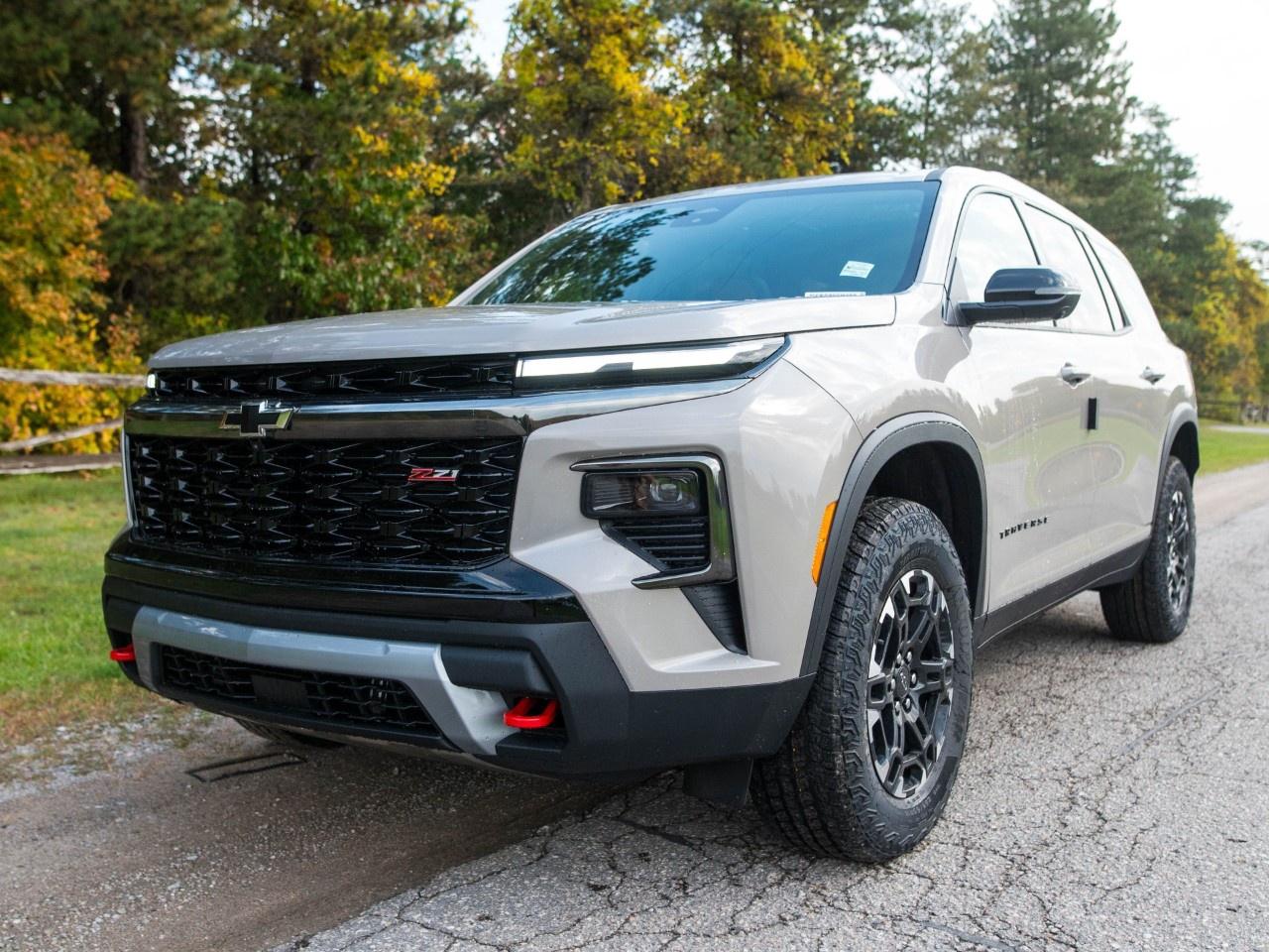 2027 Chevrolet Traverse AWD 4dr Z71 Photo