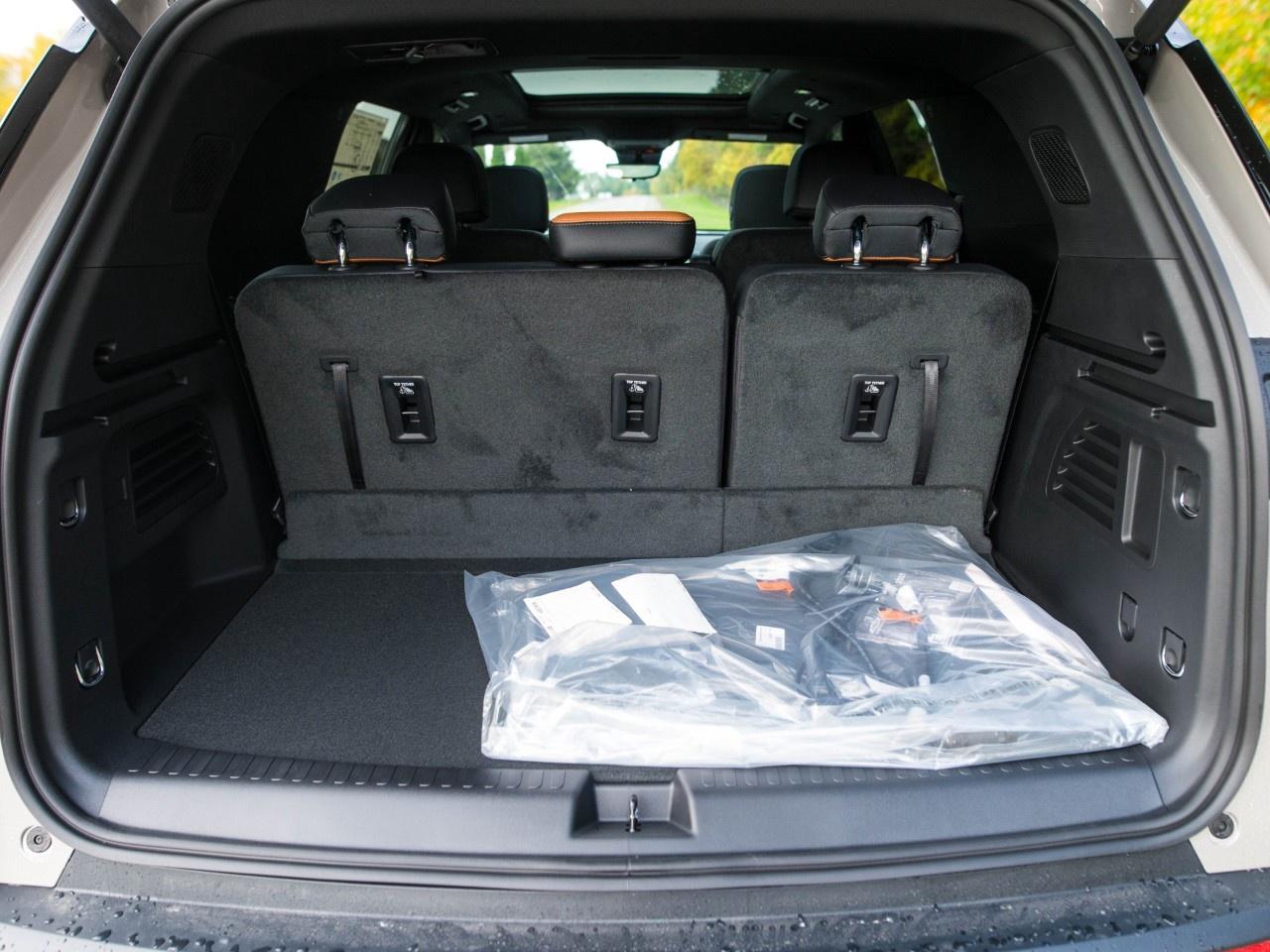 2027 Chevrolet Traverse AWD 4dr Z71 Photo