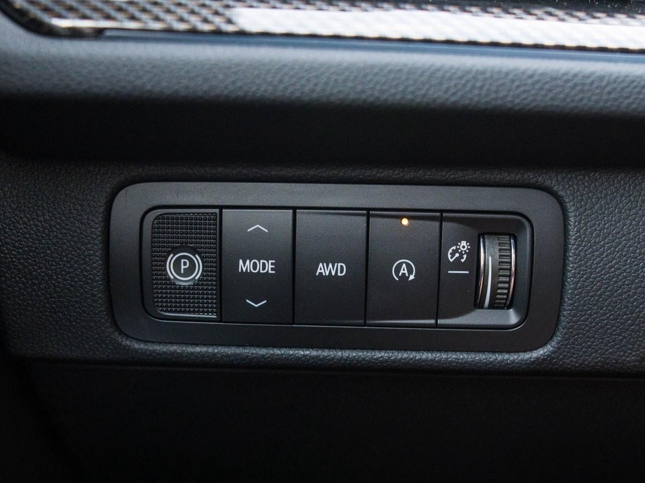 2027 Chevrolet Traverse AWD 4dr Z71 Photo
