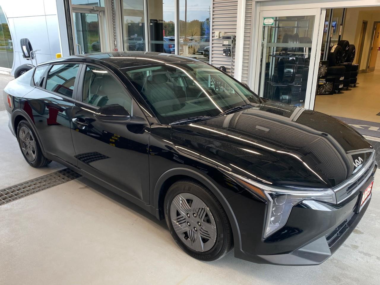 2025 Kia K4 LX 4dr Sedan Photo