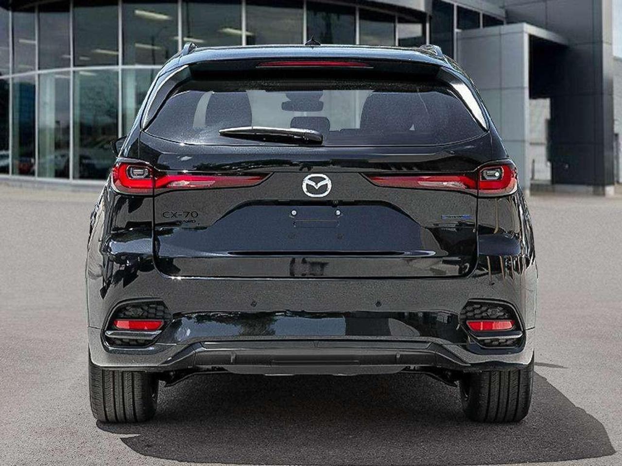 2026 Mazda CX-70 MHEV GT 4dr i-ACTIV All-Wheel Drive Sport Utility Photo4