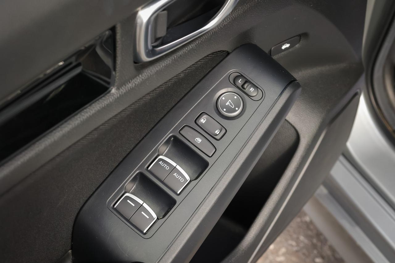 2025 Honda Civic Hybrid Sport 4dr Sedan Photo