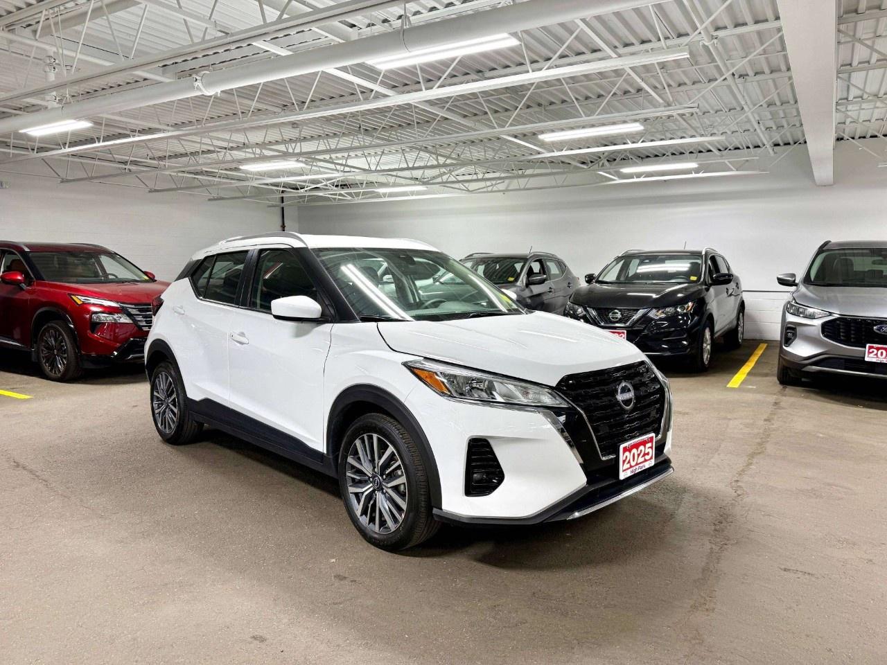 2025 Nissan Kicks Play SV FWD Photo3