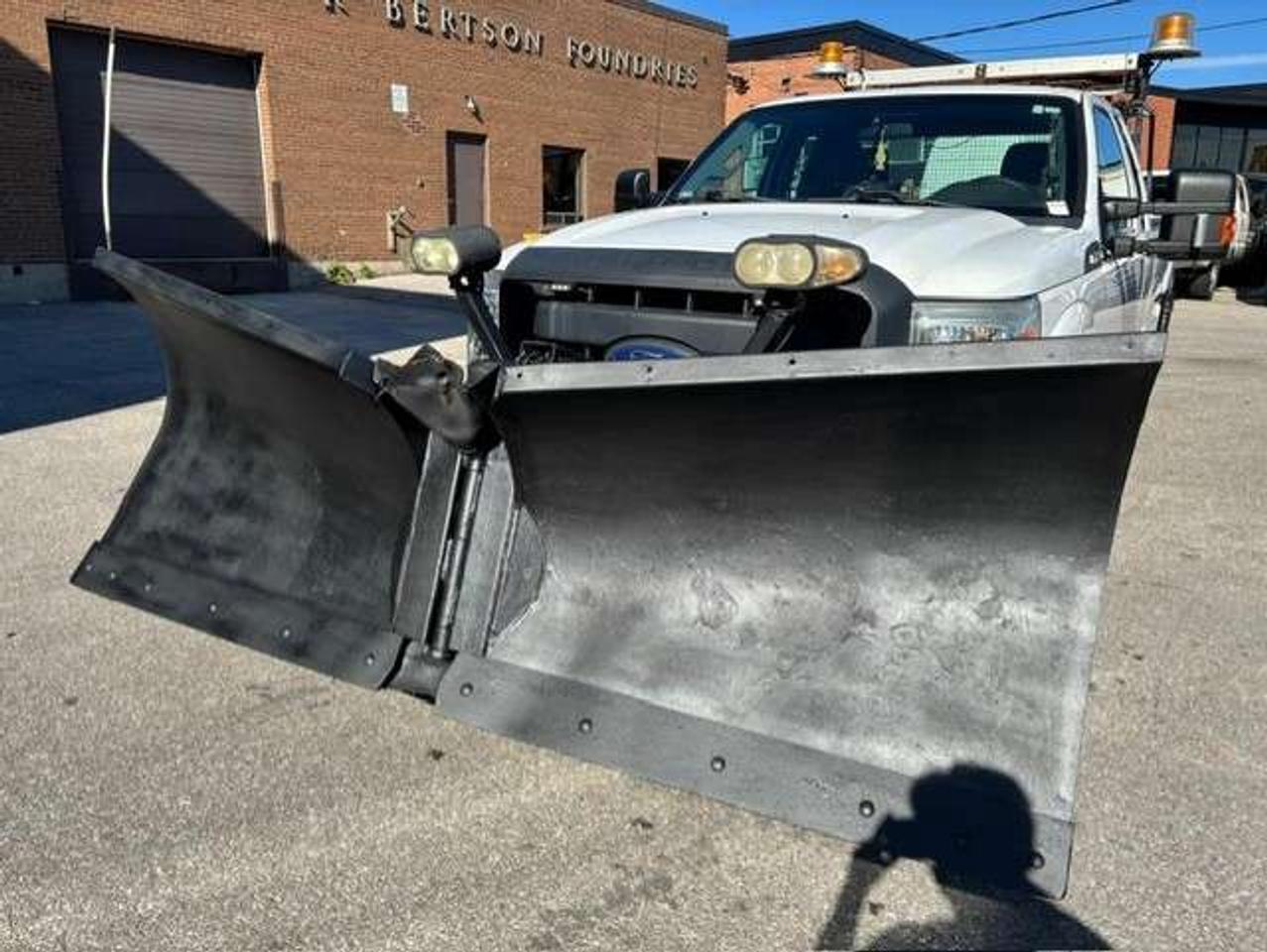 2013 Ford F-250 4WD 6.7L DIESEL **MEYER SNOW PLOW-P/LIFTGATE** Photo