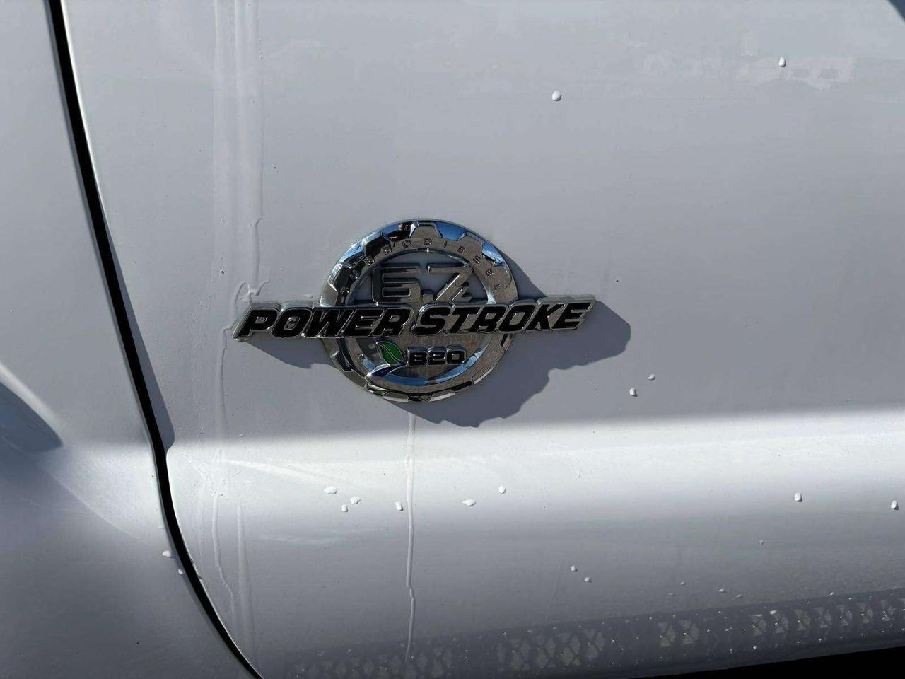 2013 Ford F-250 4WD 6.7L DIESEL **MEYER SNOW PLOW-P/LIFTGATE** Photo