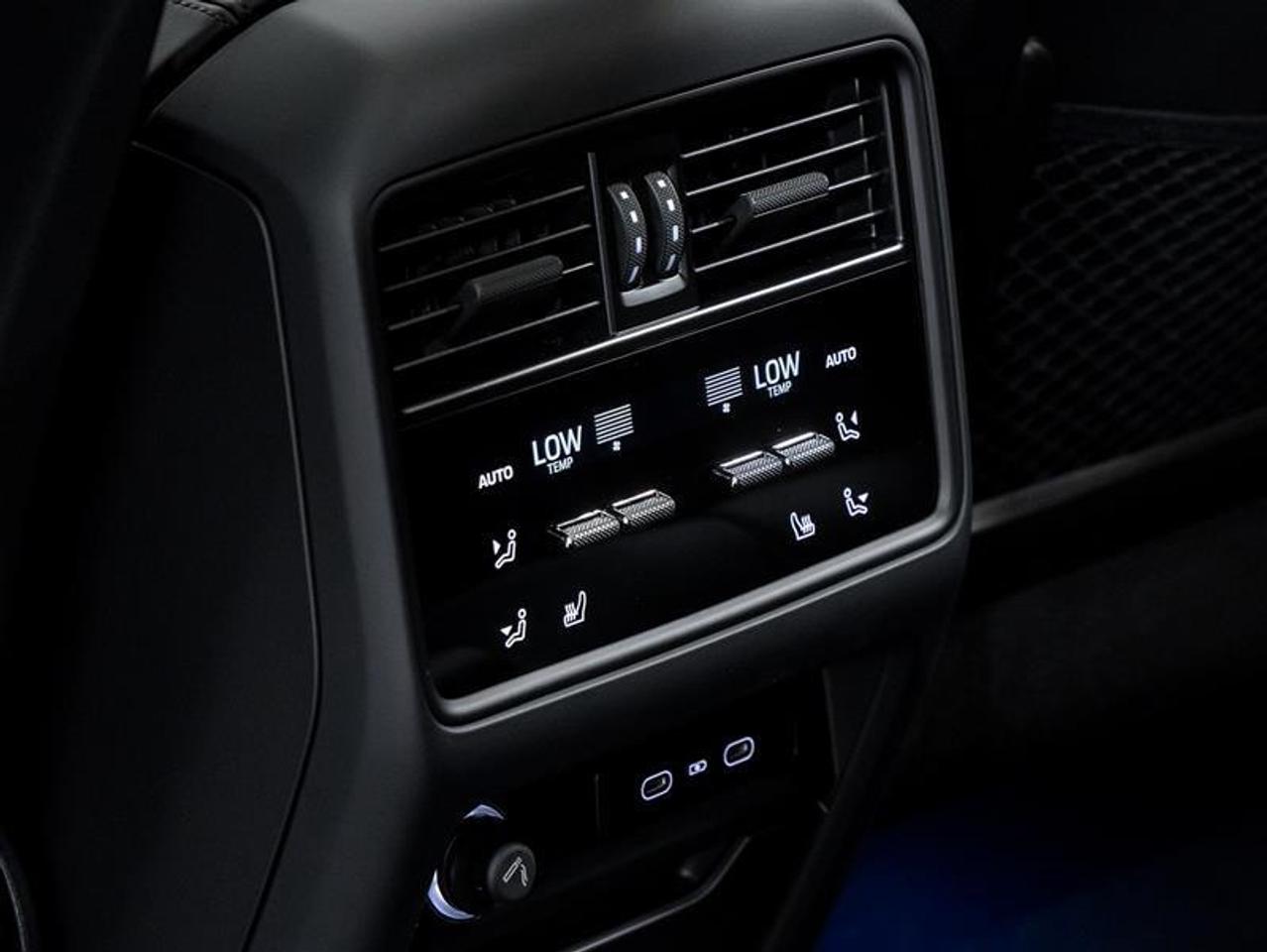 2026 Porsche Cayenne  Photo