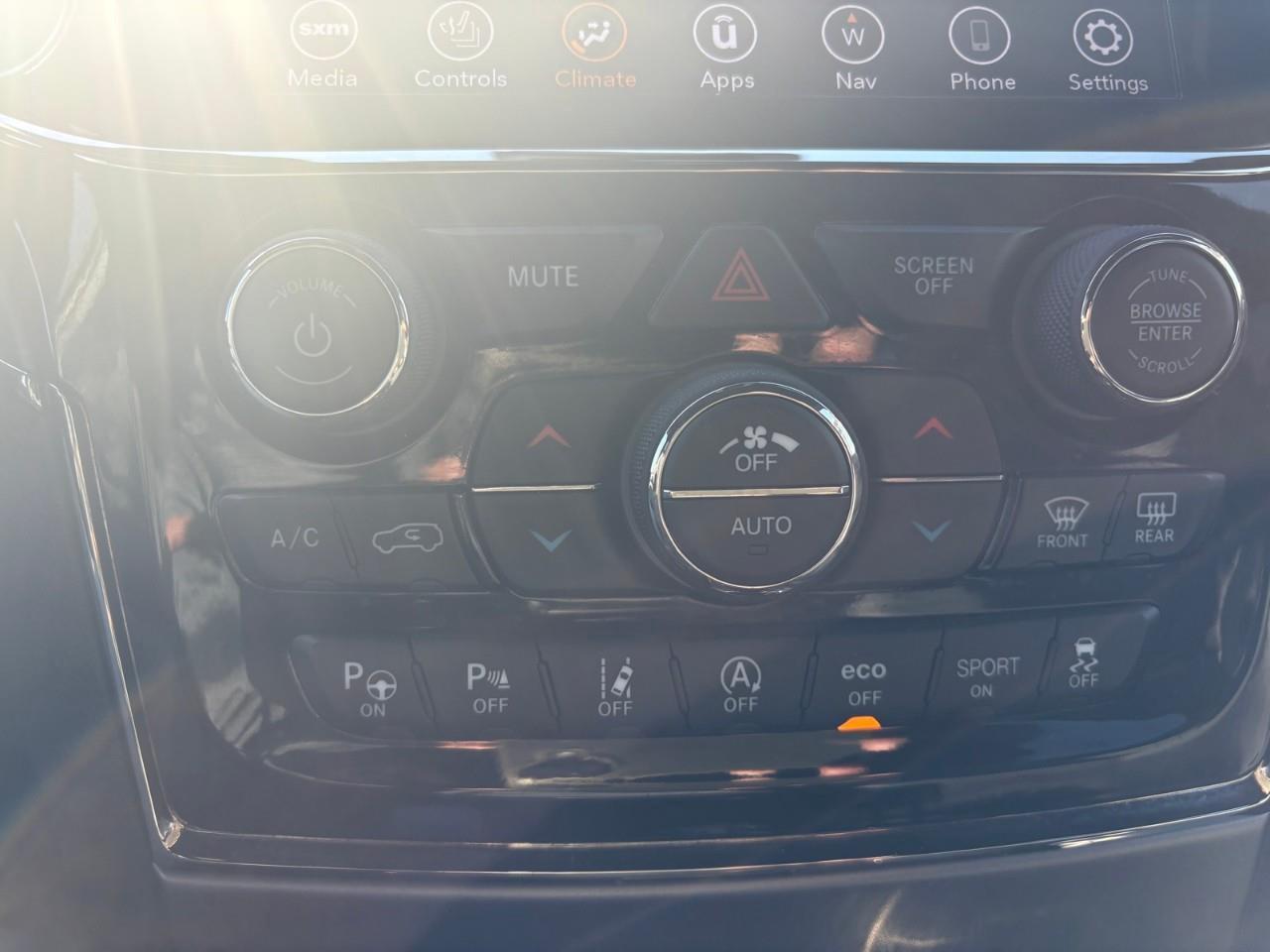 2020 Jeep Grand Cherokee Limited 4dr 4x4 Photo