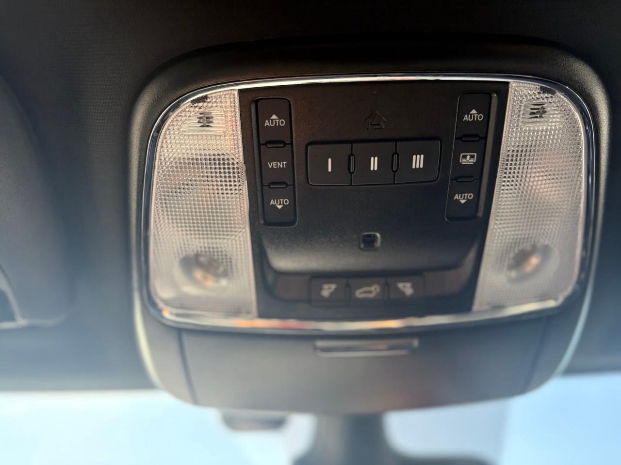 2020 Jeep Grand Cherokee Limited 4dr 4x4 Photo