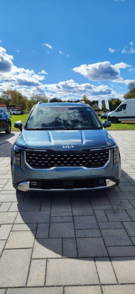 2025 Kia Carnival EX Passenger Van Photo