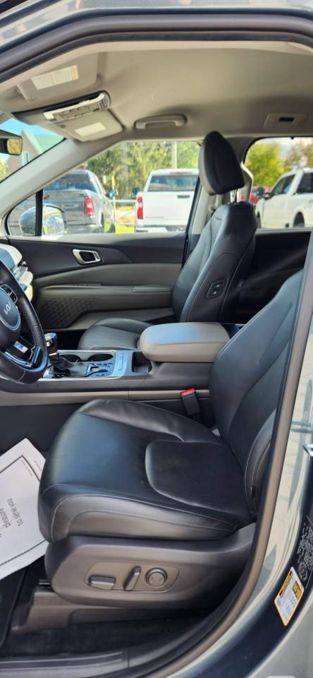 2025 Kia Carnival EX Passenger Van Photo
