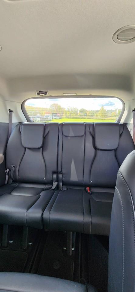 2025 Kia Carnival EX Passenger Van Photo