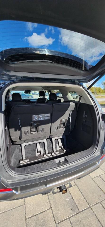 2025 Kia Carnival EX Passenger Van Photo