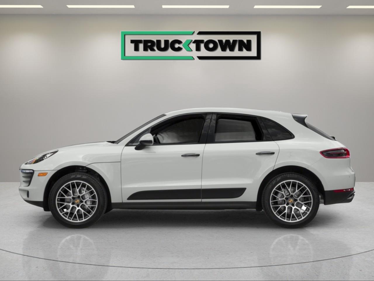 2018 Porsche Macan S 4dr All-Wheel Drive Photo2