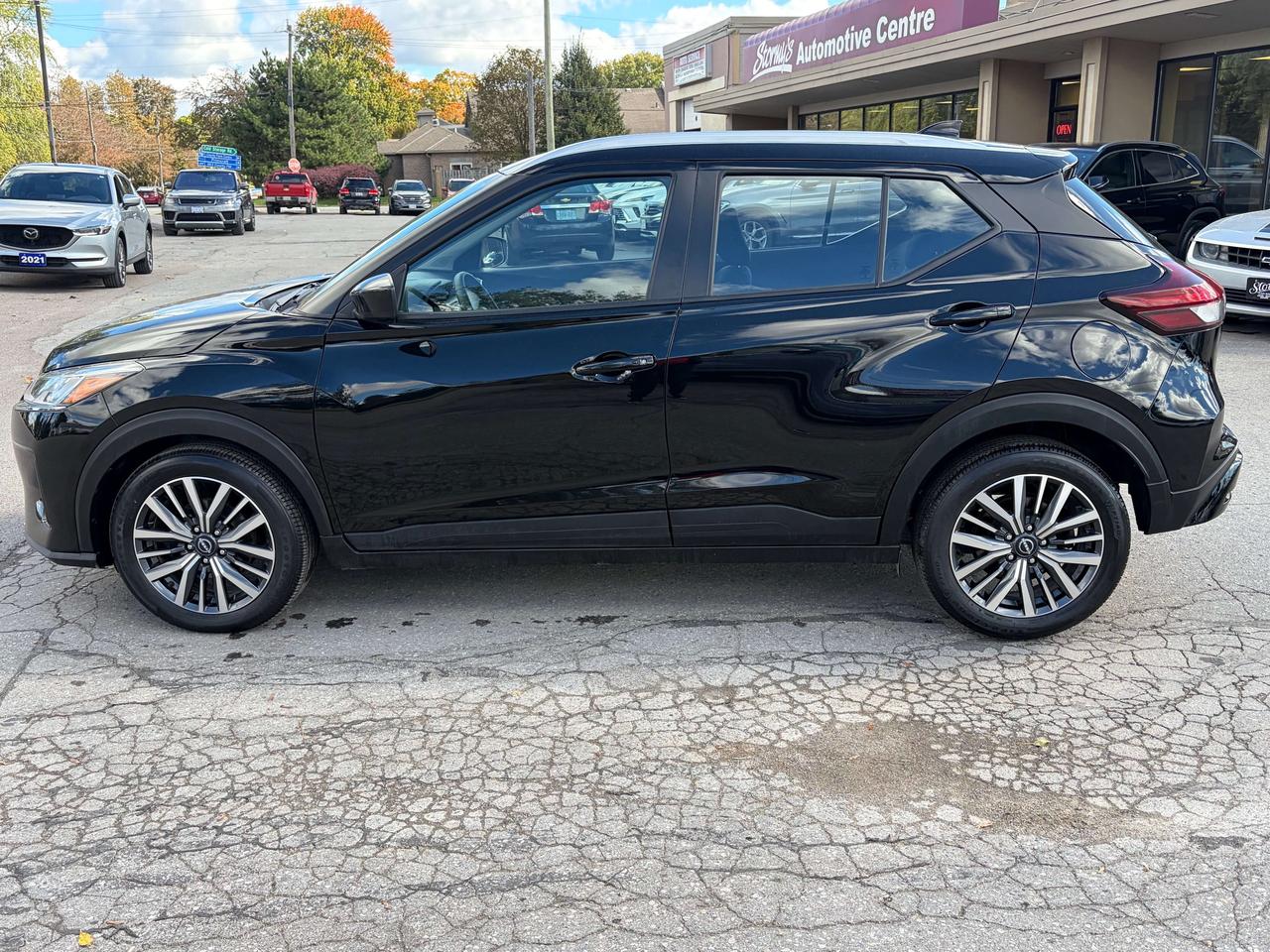 2025 Nissan Kicks SV/AWD/HEATED SEATS/BACK UP CAM/CALL PICTON Photo