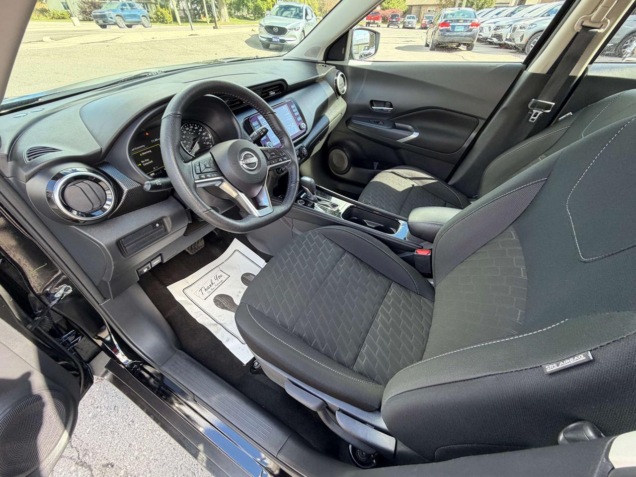 2025 Nissan Kicks SV/AWD/HEATED SEATS/BACK UP CAM/CALL PICTON Photo