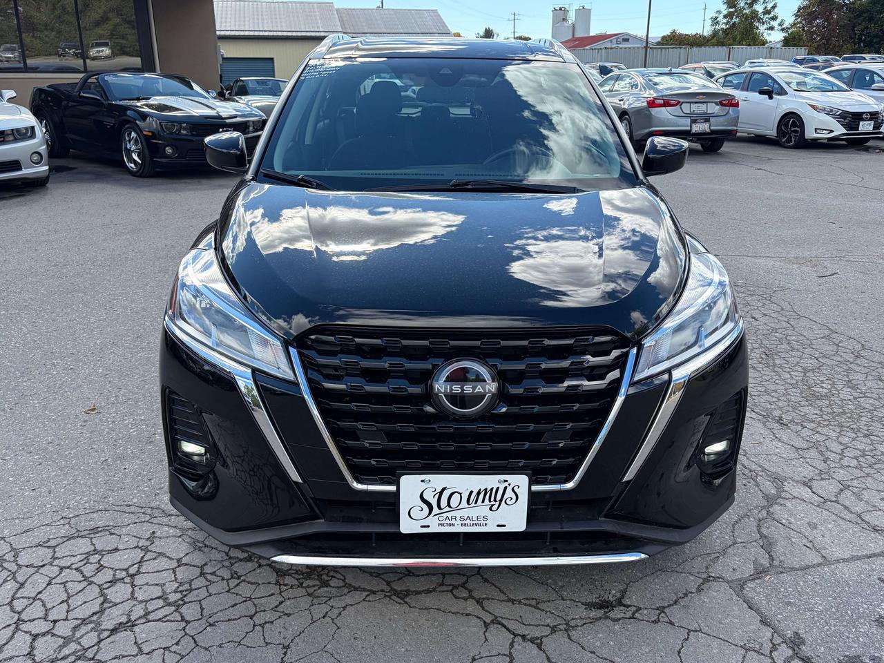 2025 Nissan Kicks SV/AWD/HEATED SEATS/BACK UP CAM/CALL PICTON Photo