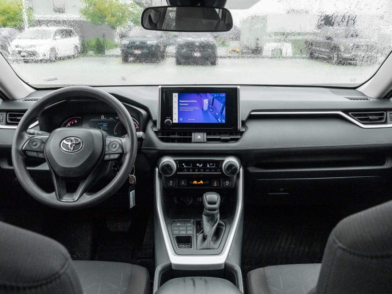 2025 Toyota RAV4 LE AWD Photo