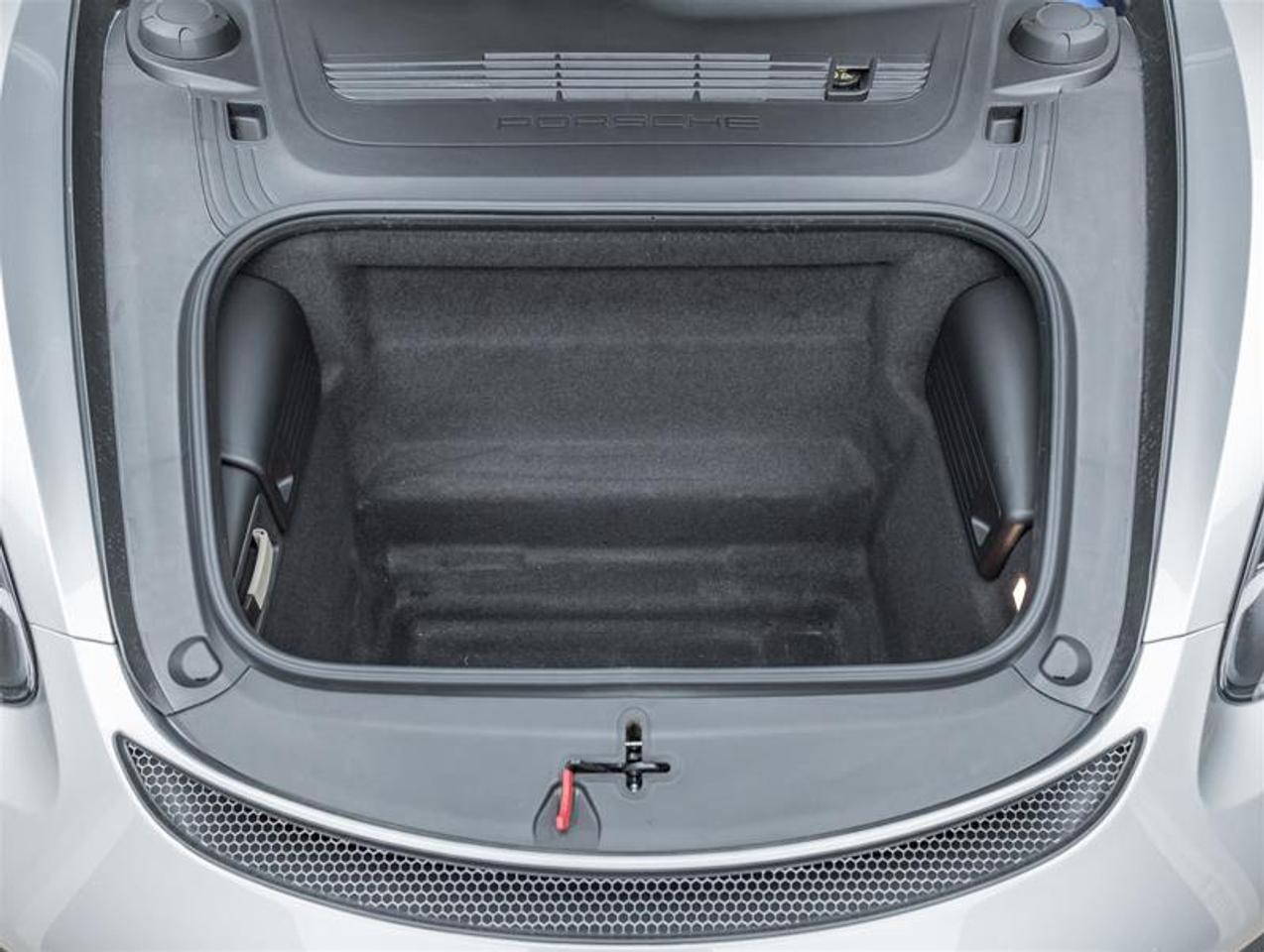 2022 Porsche 718 Spyder  Photo