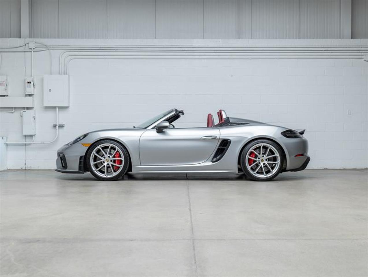 2022 Porsche 718 Spyder  Photo