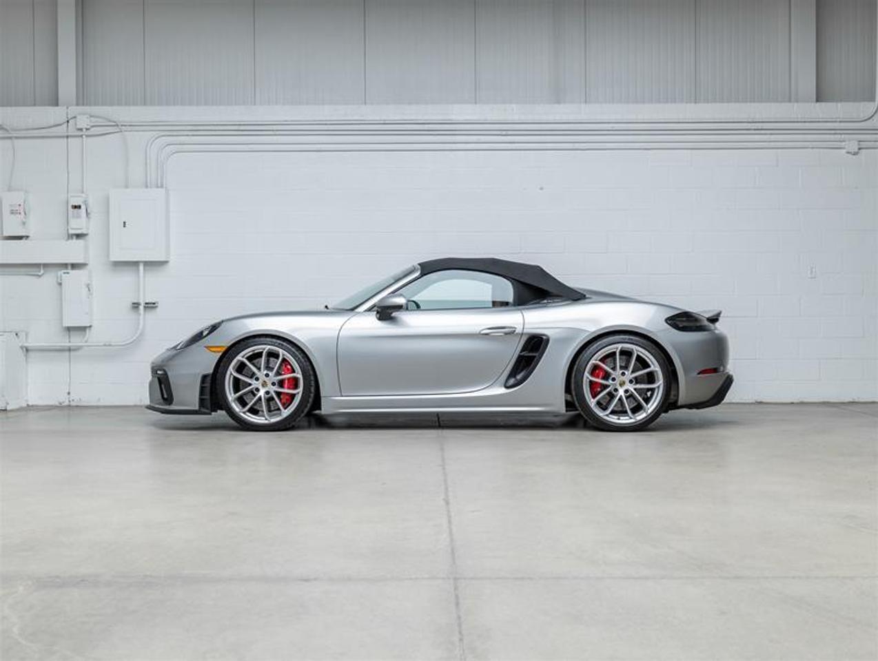 2022 Porsche 718 Spyder  Photo