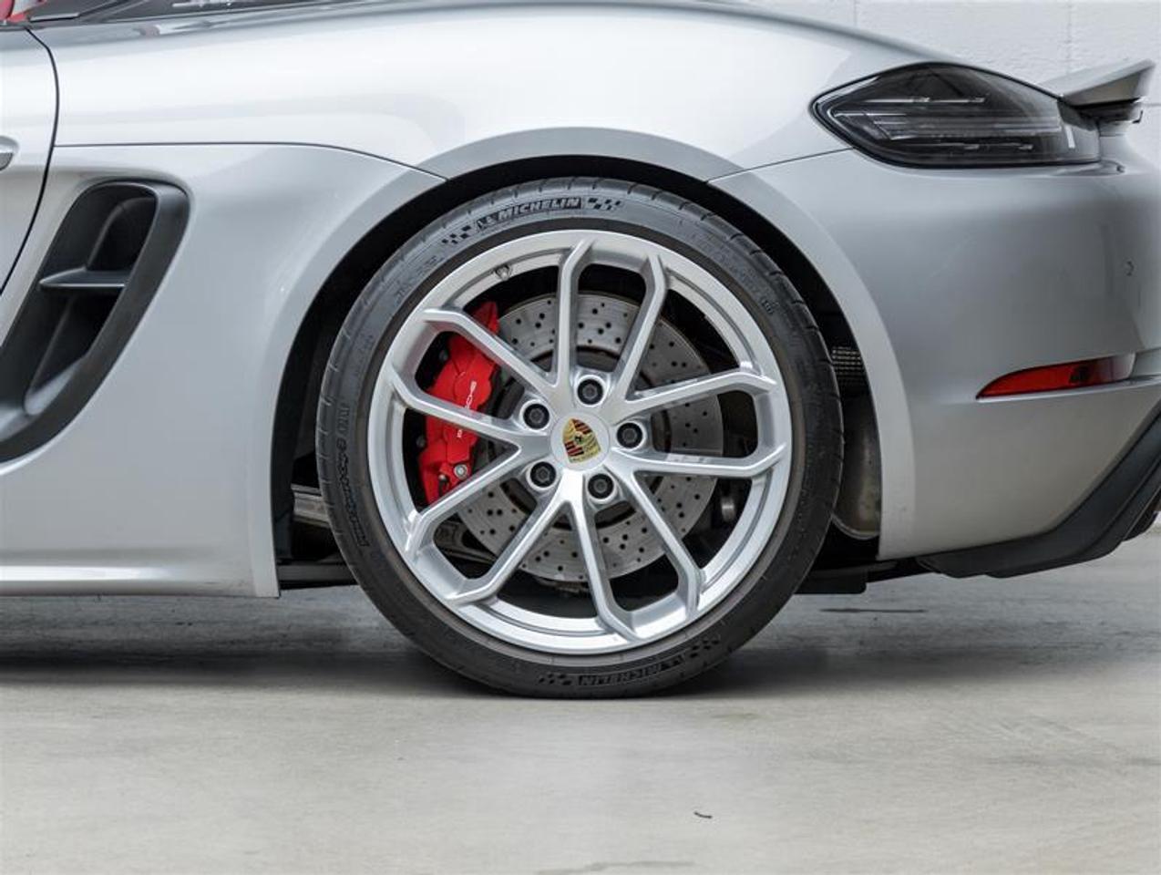 2022 Porsche 718 Spyder  Photo