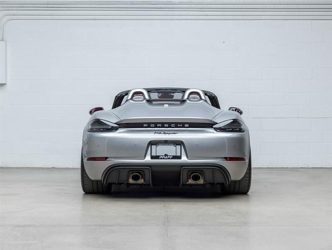 2022 Porsche 718 Spyder  Photo
