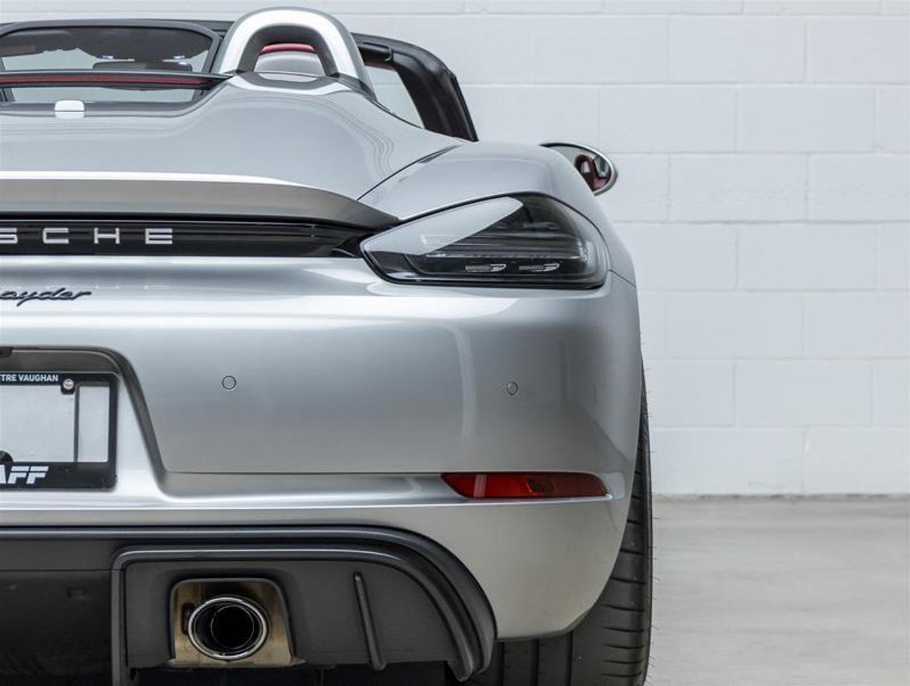2022 Porsche 718 Spyder  Photo