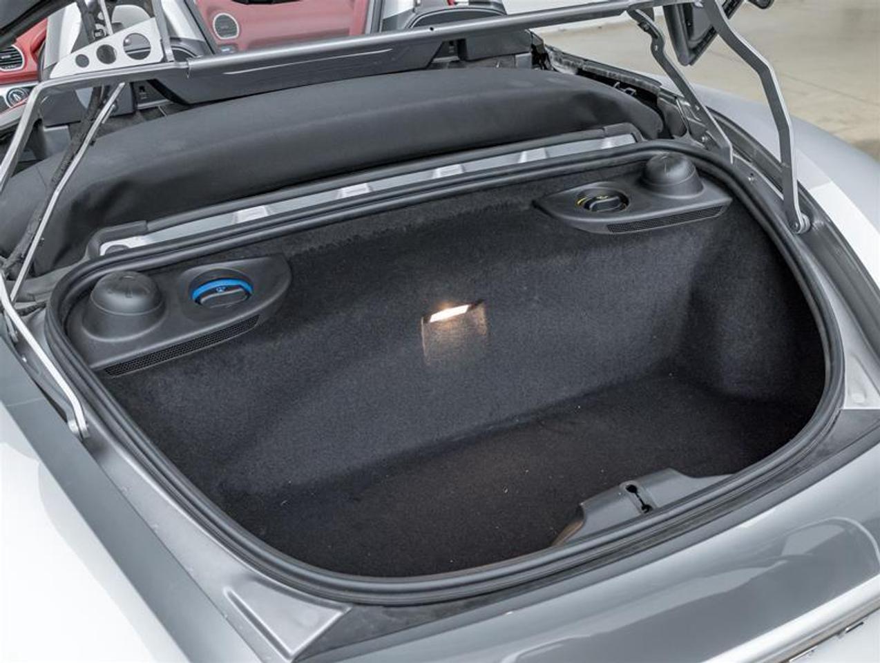 2022 Porsche 718 Spyder  Photo