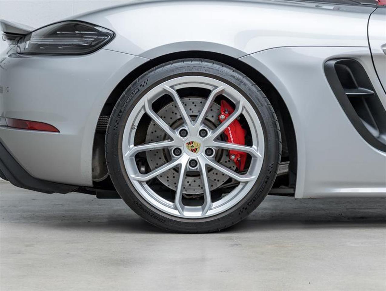 2022 Porsche 718 Spyder  Photo