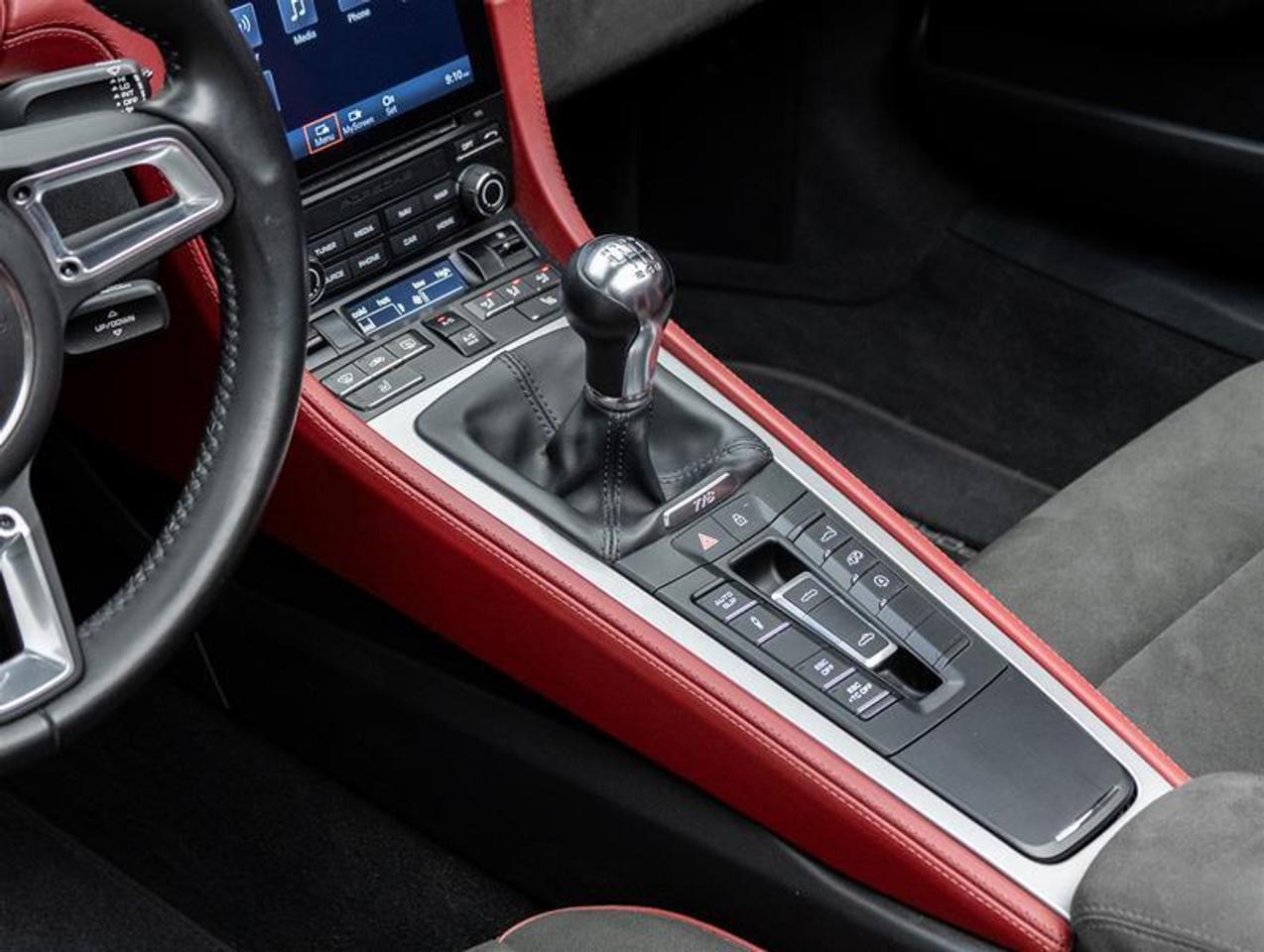 2022 Porsche 718 Spyder  Photo