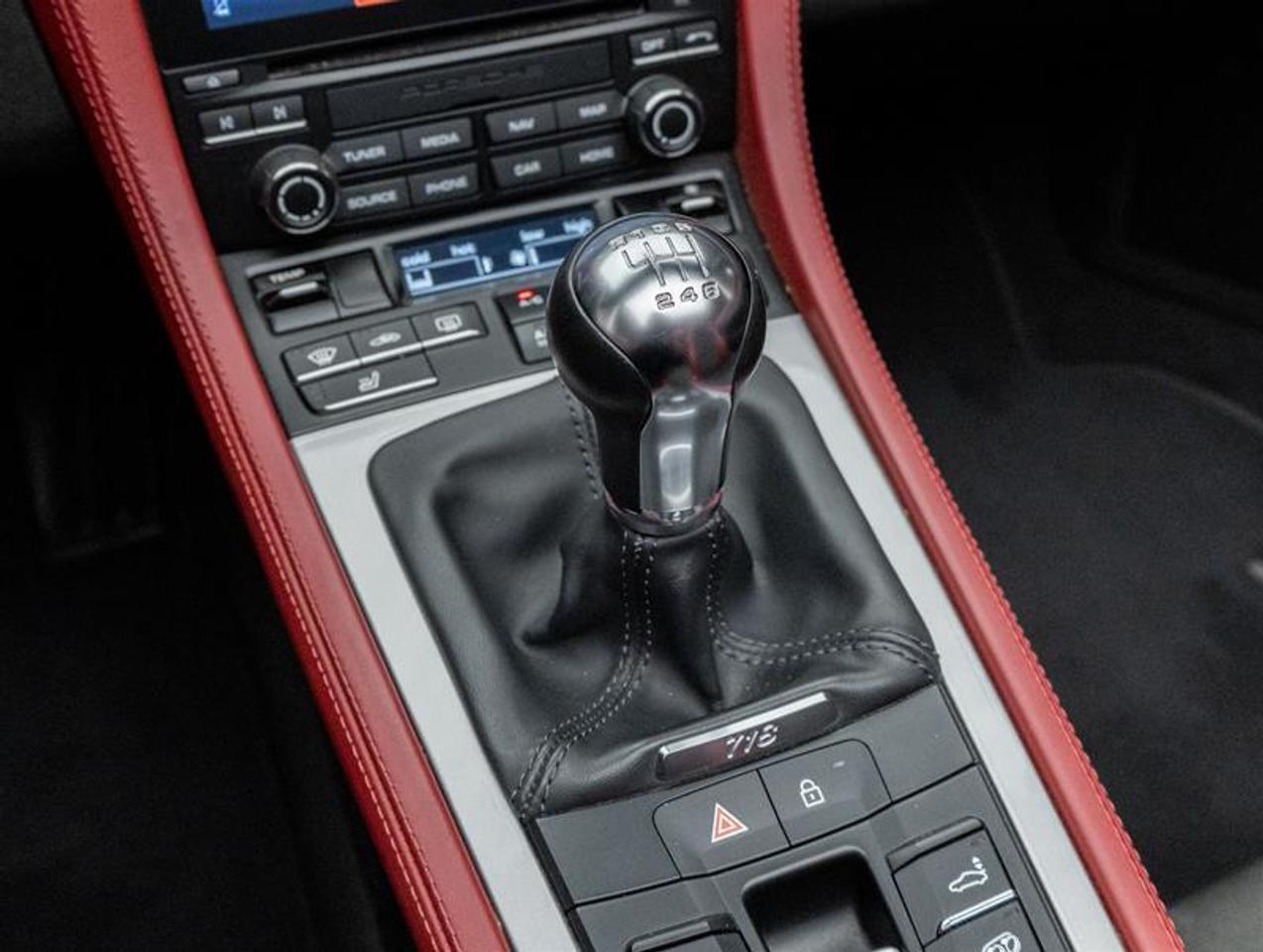 2022 Porsche 718 Spyder  Photo
