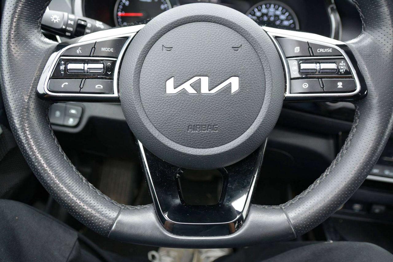 2023 Kia Seltos SX Turbo Photo