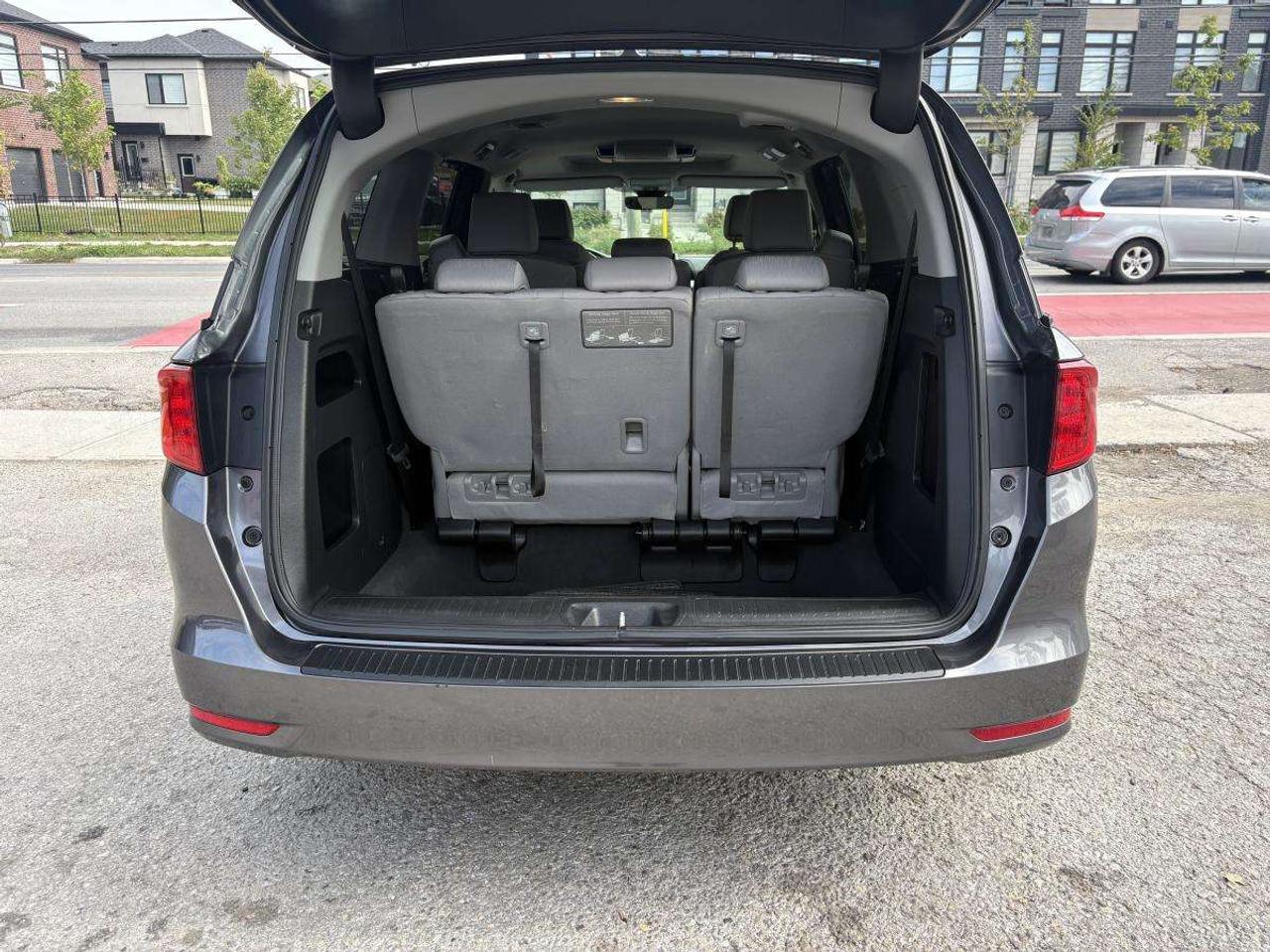 2022 Honda Odyssey Ex-Res Sunroof/Remote Start/Apple Carplay Photo