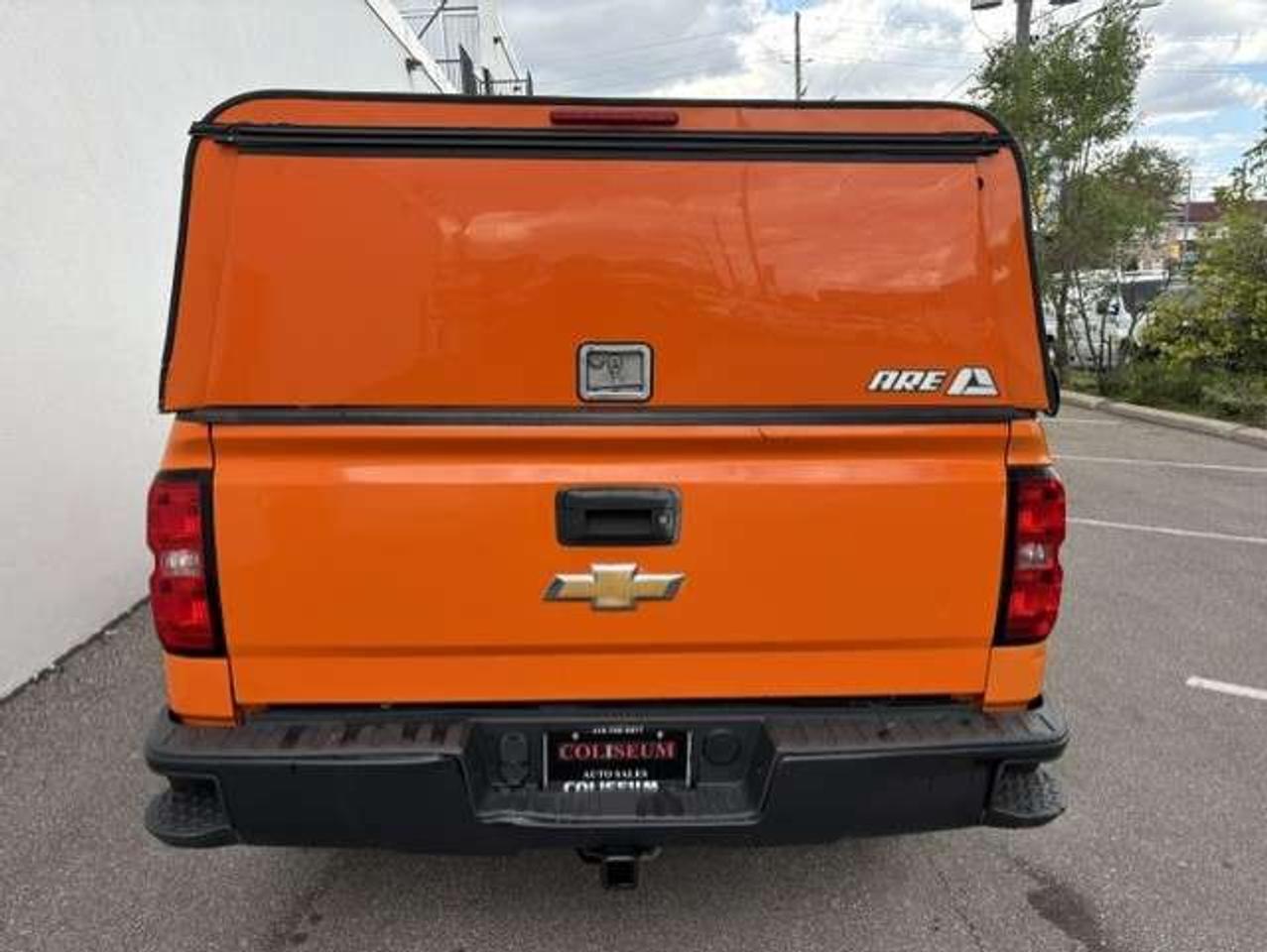 2016 Chevrolet Silverado 1500 V6 REGULAR CAB-SHORT BOX-1 OWNER-CERTIFIED Photo