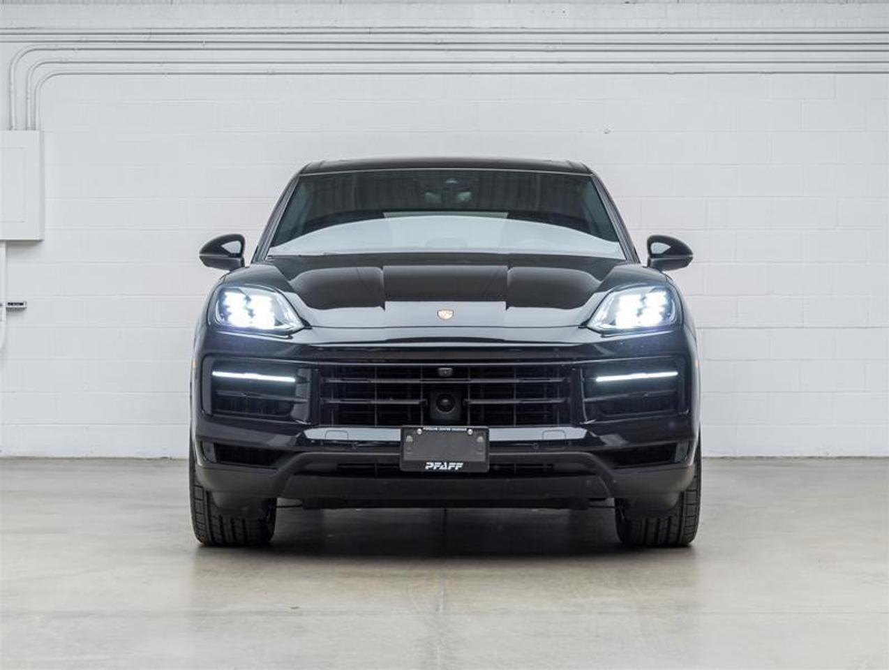 2024 Porsche Cayenne  Photo
