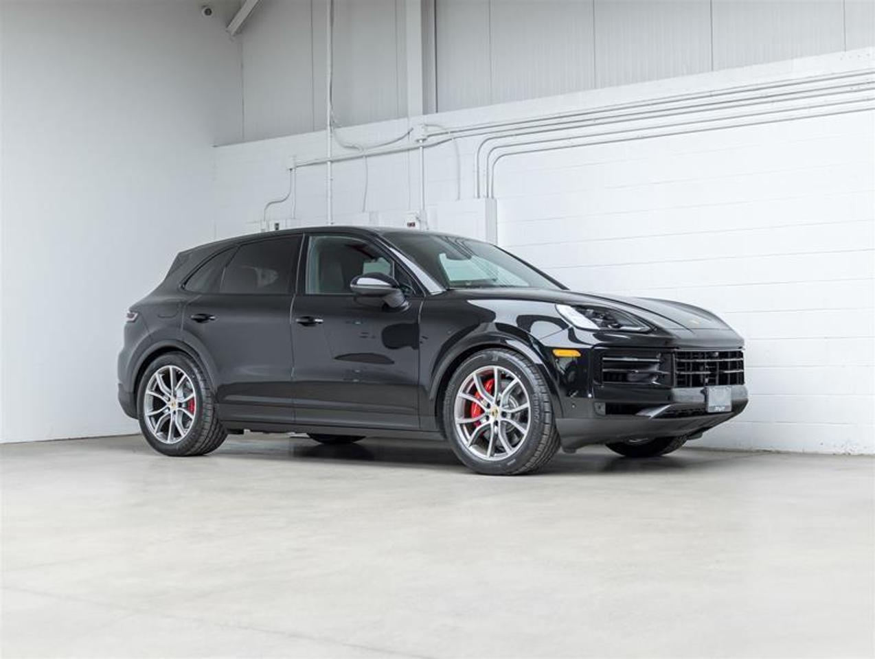 2024 Porsche Cayenne  Photo