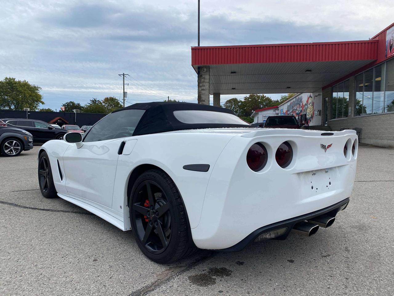 2007 Chevrolet Corvette LEATHER, CONVERTIBLE, MANUAL TRANSMISSION, 6.0L! Photo