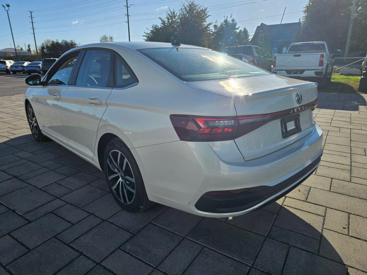 2025 Volkswagen Jetta Comfortline 4dr Sedan Photo