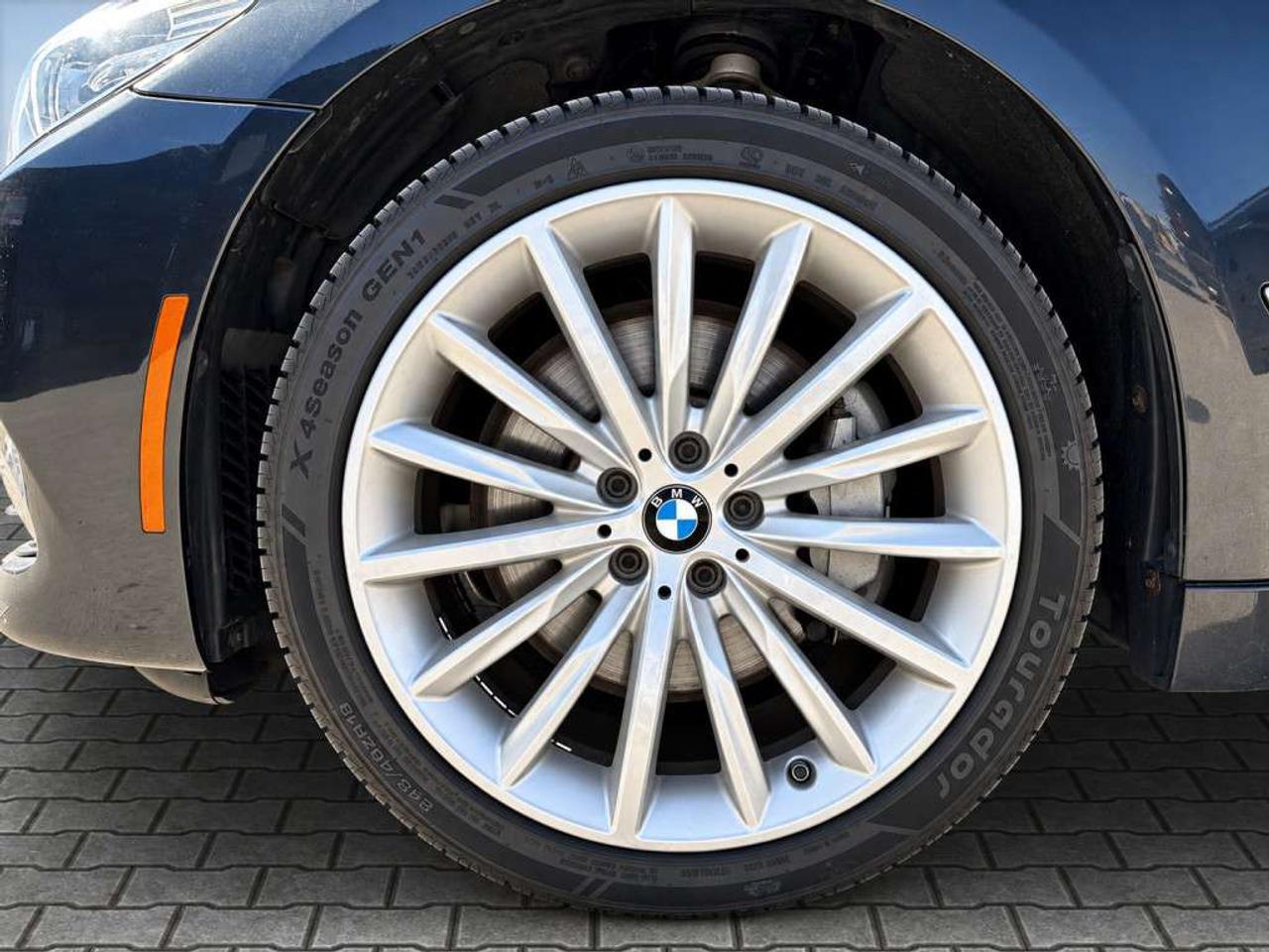 2017 BMW Others 530i xDrive / M SPORT / AWD / NAVI / Sunroof / Leather / Heated Seats Photo
