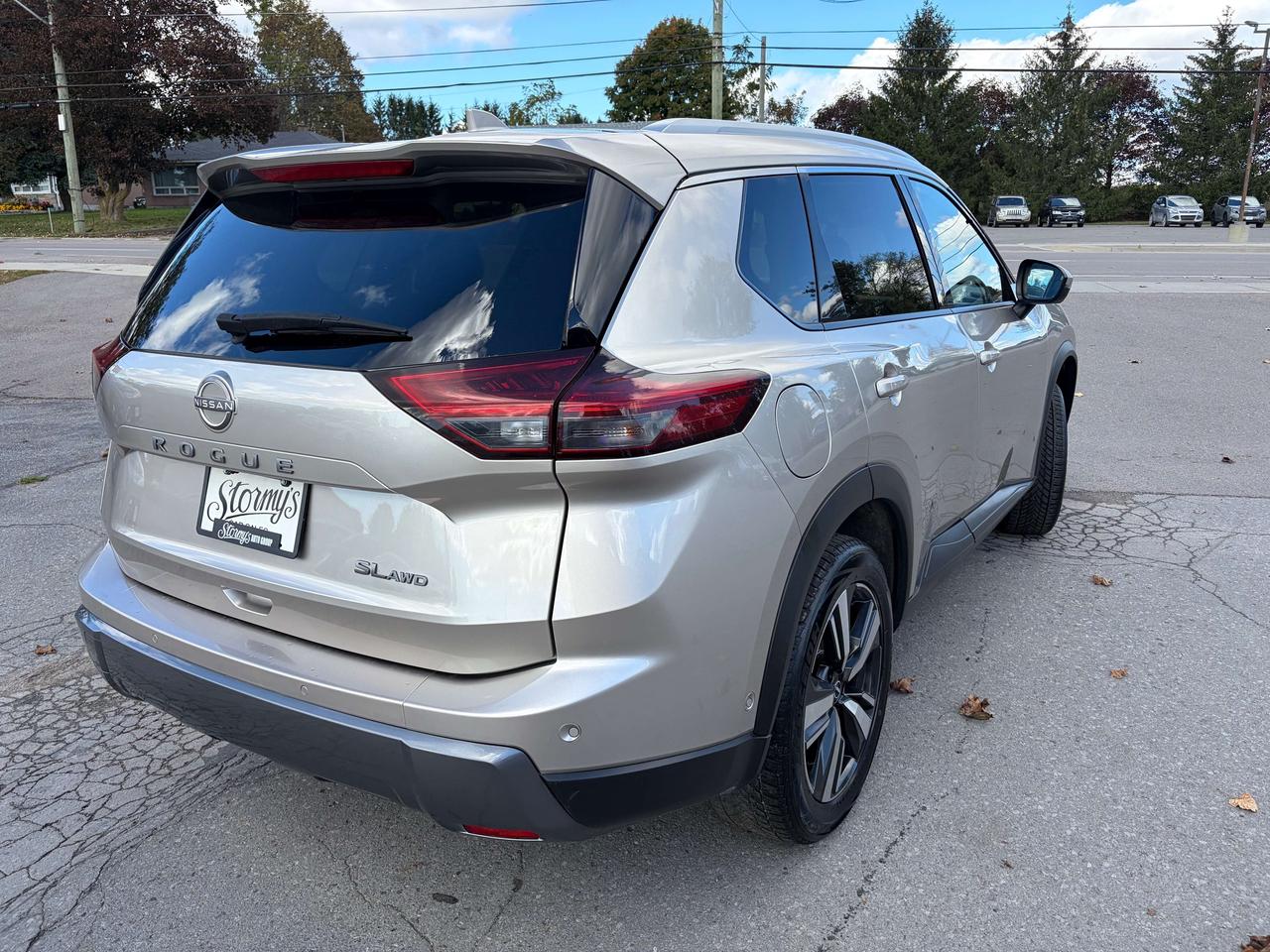2024 Nissan Rogue SL/PWR ROOF/HEATED SEATS/AWD/CALL PICTON Photo