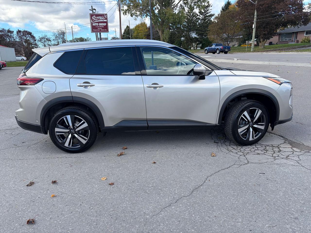 2024 Nissan Rogue SL/PWR ROOF/HEATED SEATS/AWD/CALL PICTON Photo