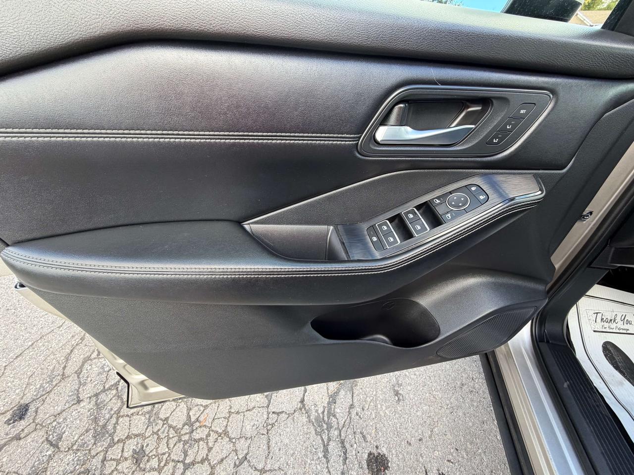 2024 Nissan Rogue SL/PWR ROOF/HEATED SEATS/AWD/CALL PICTON Photo