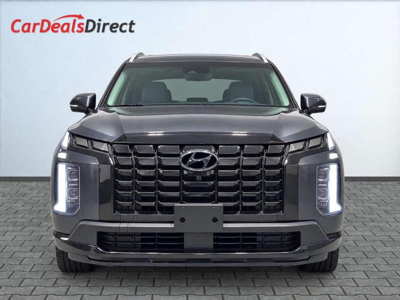2023 Hyundai PALISADE Urban AWD   8-Passenger   Panoramic Sunroof   Navigation   Blind Spot Assist   Highway Driving Assist   Clean CARFAX Photo