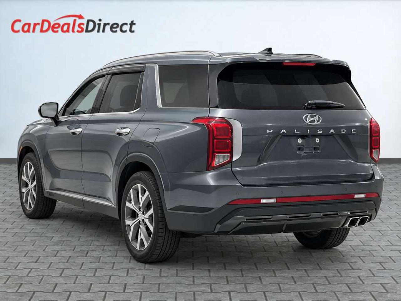 2023 Hyundai PALISADE Urban AWD   8-Passenger   Panoramic Sunroof   Navigation   Blind Spot Assist   Highway Driving Assist   Clean CARFAX Photo4