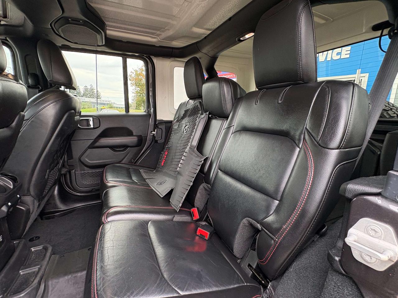 2023 Jeep Wrangler RUBICON Photo