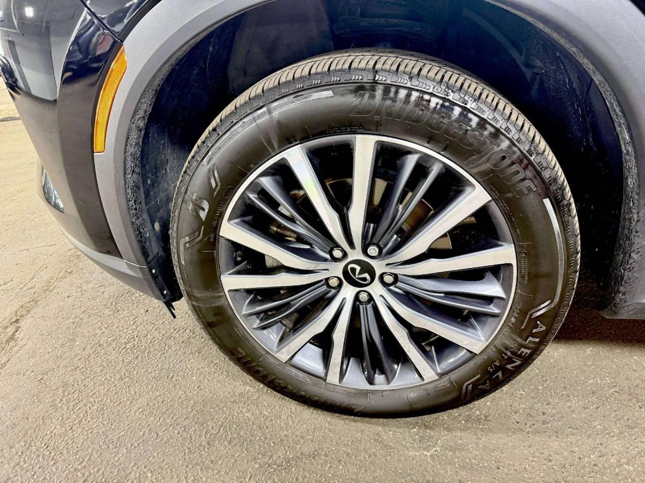 2024 Infiniti QX60 SENSORY AWD Photo