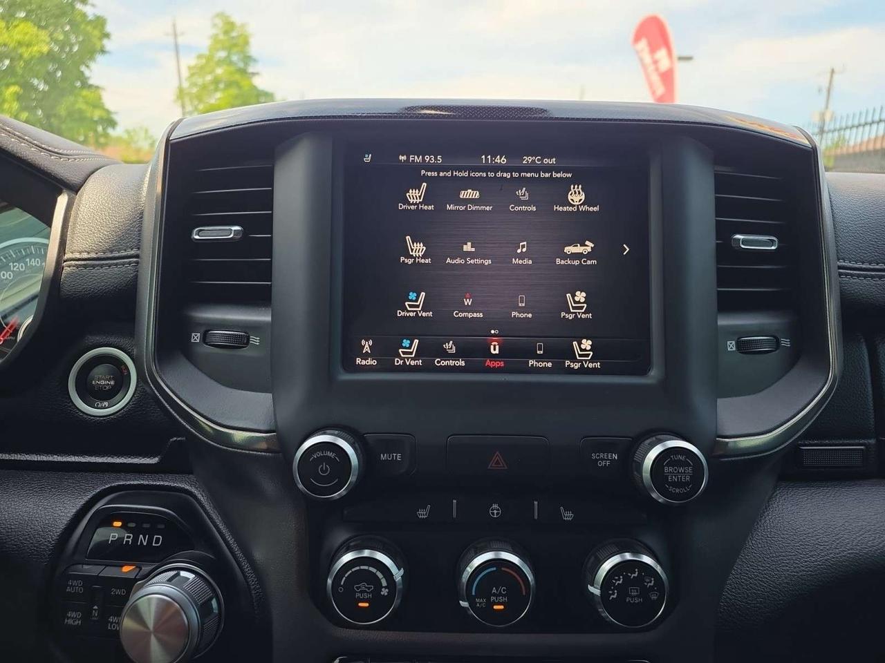 2019 RAM 1500 Sport 4x4 Quad Cab 6'4 Box * NO ACCIDENTS / LEATHER / COOLED SEATS Photo