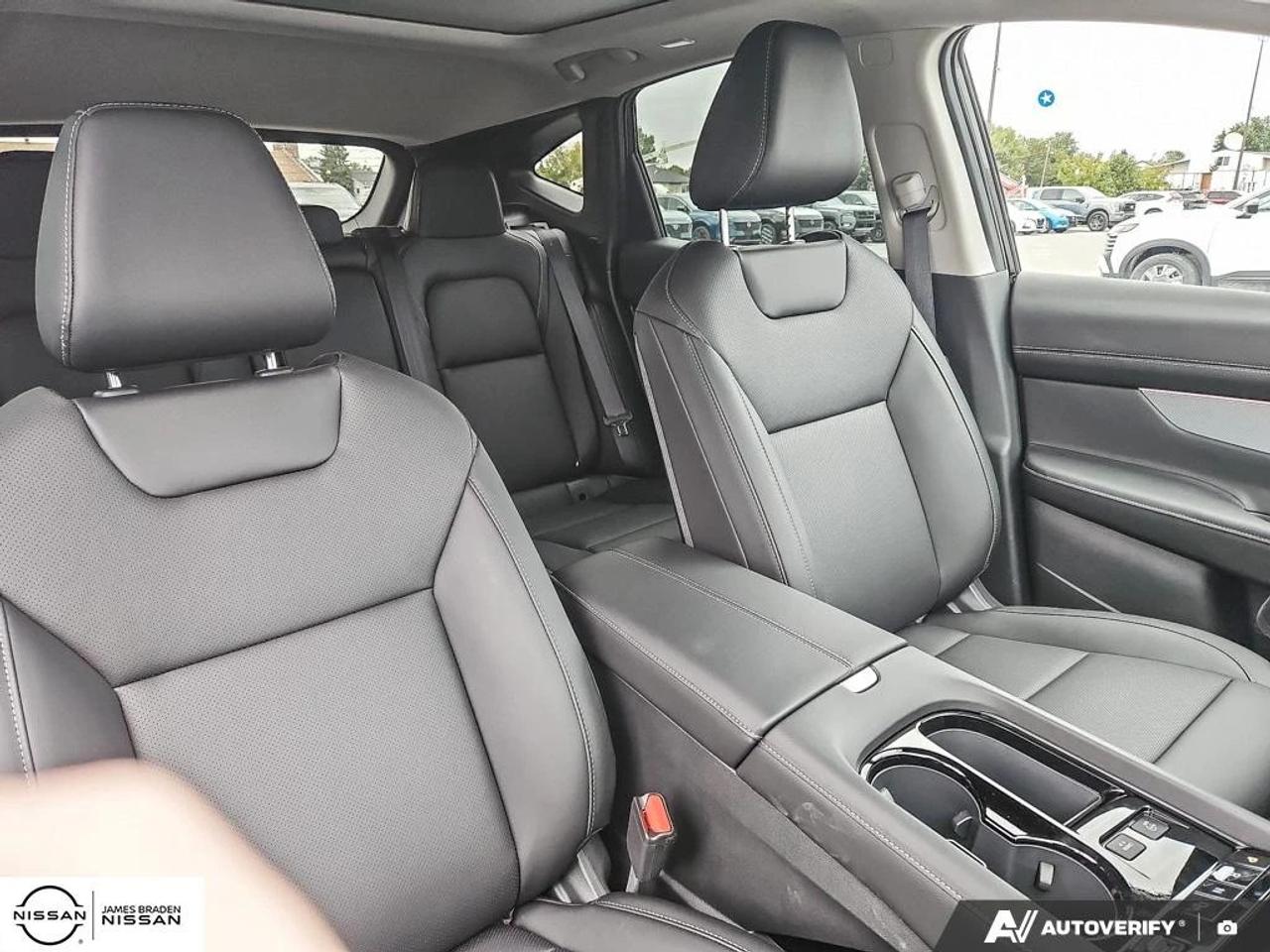 2027 Nissan Murano Dark Armor AWD Photo