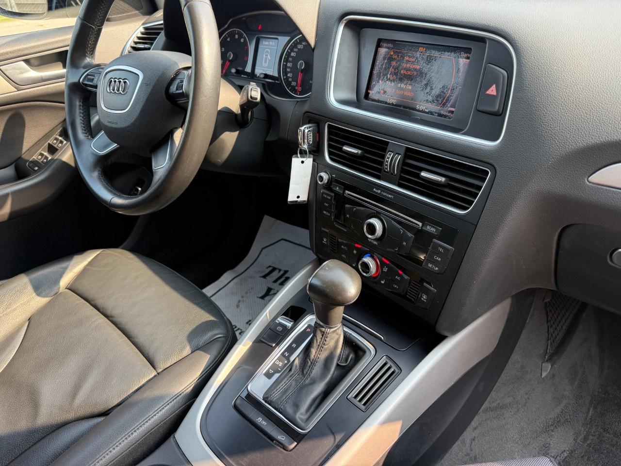2014 Audi Q5 quattro 4dr 2.0L Komfort Photo